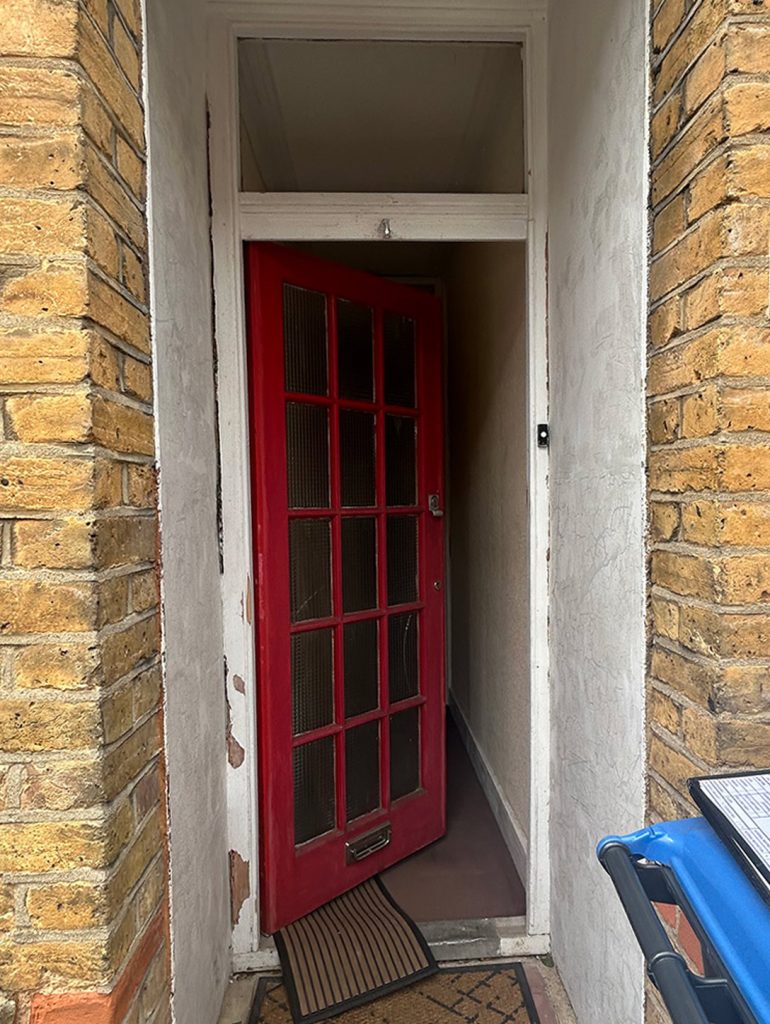 Vise Door Installation Before